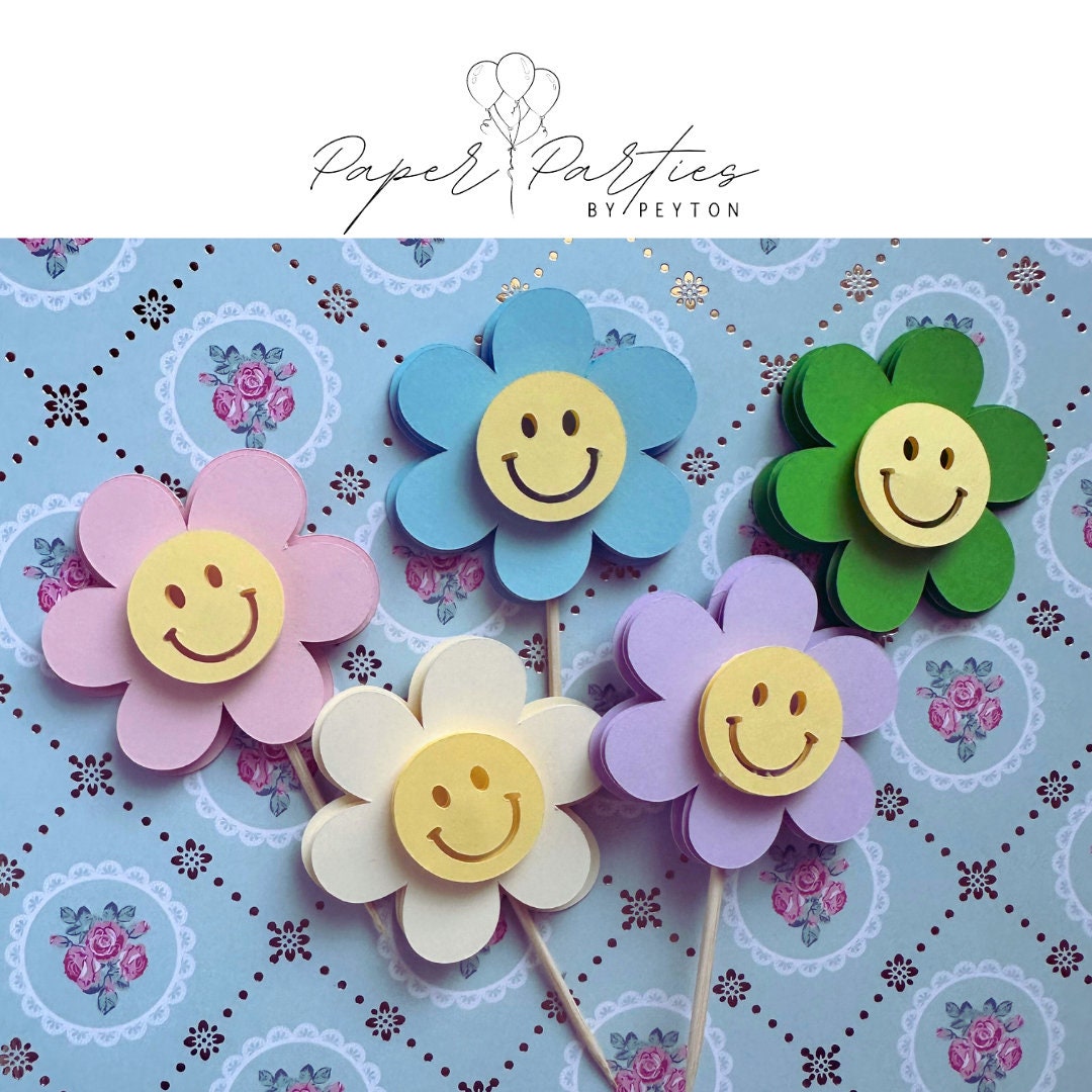 Cake Topper | Cheerful Smile Flower 3D Cupcake Toppers - Set of 5